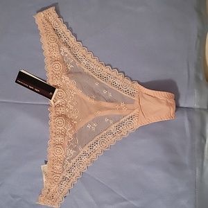 PRINCESSE TAM TAM Fine Italian Lac Lingerie Thong Panty Peach